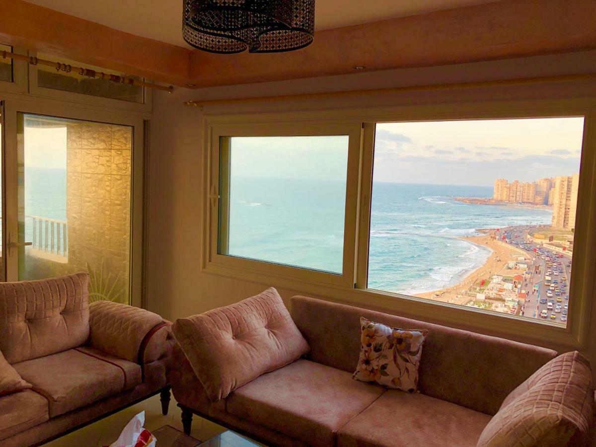 Toscanini Apartament اول صف مباشره İskenderiye Dış mekan fotoğraf