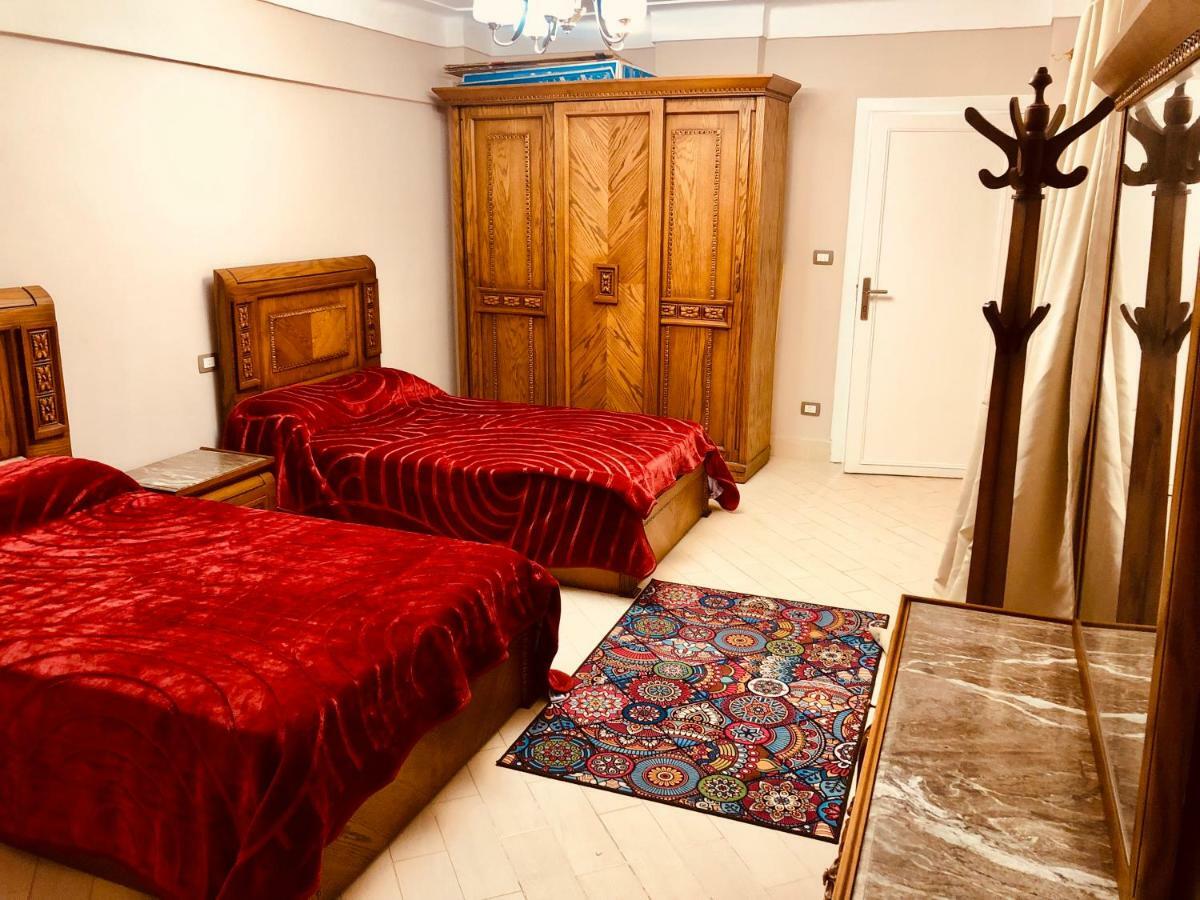 Toscanini Apartament اول صف مباشره İskenderiye Dış mekan fotoğraf