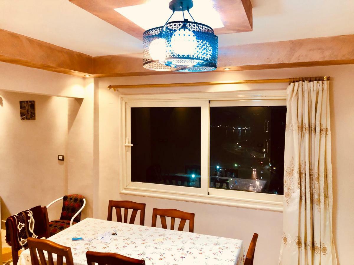 Toscanini Apartament اول صف مباشره İskenderiye Dış mekan fotoğraf